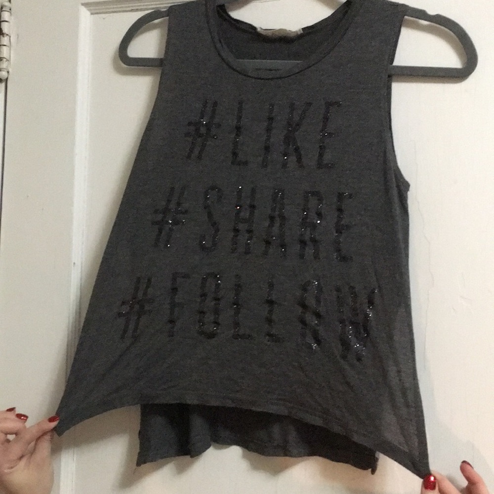 Crop top